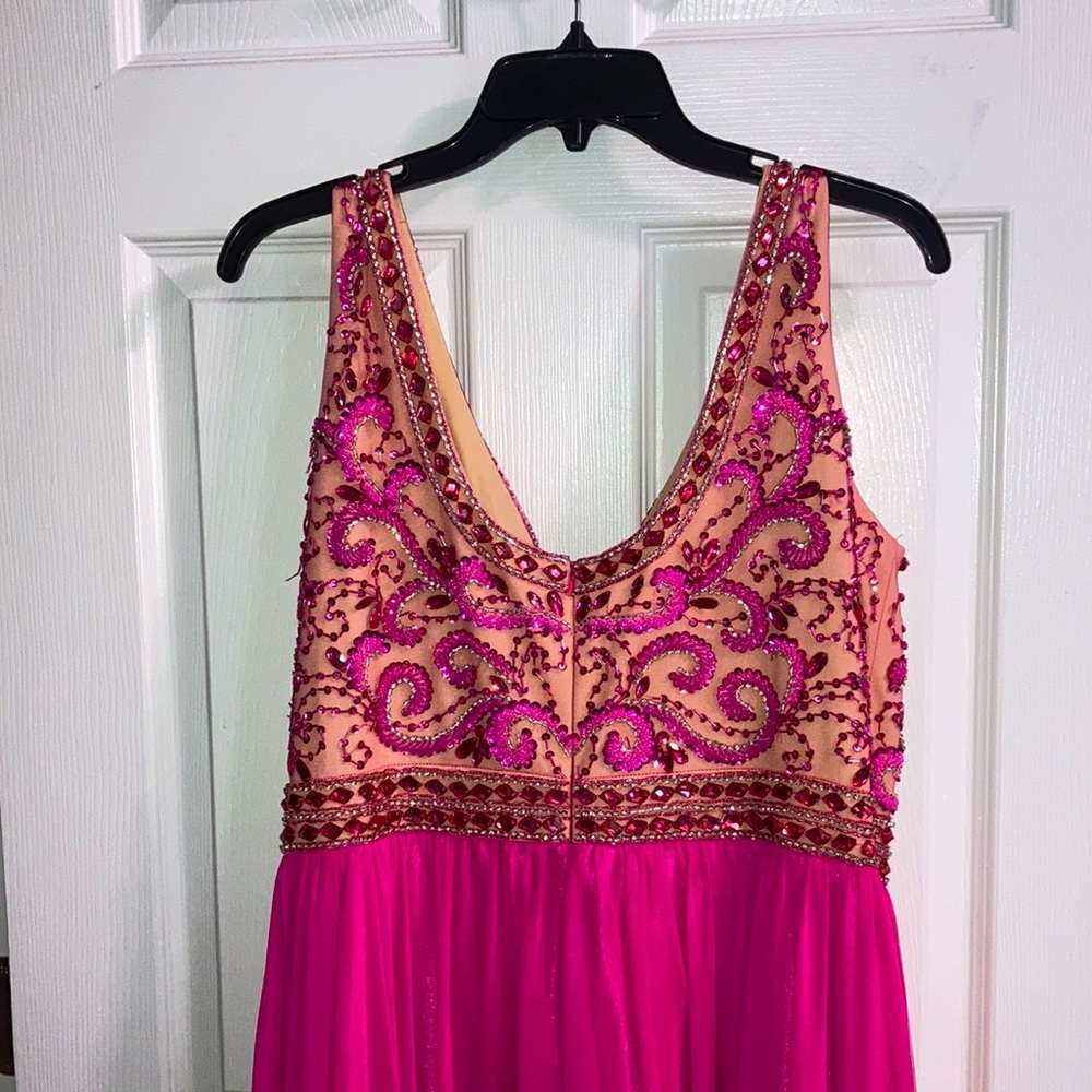 Prom Dress - Picture 4 of 9